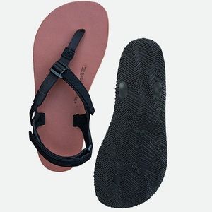 NWT SHAMMA Mountain Goat Sandal